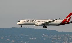 Avustralya'da iptal edilen uçuşların biletlerini satan Qantas'a 100 milyon dolar para cezası