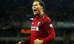 Virgil van Dijk masaya oturdu