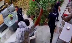 Konya'da sinir krizi geçiren şahıs, polisi sırtından bıçakladı!