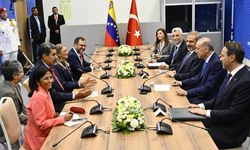 Cumhurbaşkanı Erdoğan, Venezuela Devlet Başkanı Maduro ile görüştü