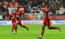 Antalyaspor, Sivasspor'u devirdi!