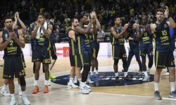 Fenerbahçe Beko, Avrupa Ligi'nde zirvedeki yerini korudu