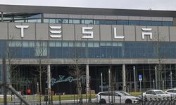 Tesla'nın piyasa değeri 1 trilyon dolara ulaştı