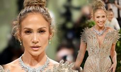 Jennifer Lopez'den annesine doğum günü mesajı