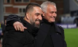 Jose Mourinho ameliyat olmak için İstanbul'dan ayrıldı