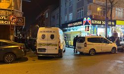 İstanbul’da korku dolu anlar: Çay ocağına el bombalı saldırı