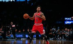 Chicago Bulls, gelecek sezon Derrick Rose'un formasını emekli edecek