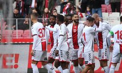 Samsunspor tarihinin en iyi ikinci ilk yarı performansını sergiledi