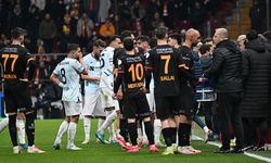 Galatasaray maçında sahadan çekilen Adana Demirspor, PFDK'ya sevk edildi