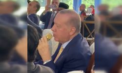 Cumhurbaşkanı Erdoğan, Endonezya'da Mehter Marşı'na eşlik etti