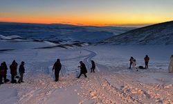 Fotoğraf tutkunları Erciyes'in zirvesinde bir araya geldi