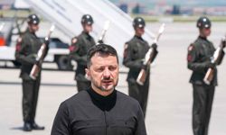 Zelenski, Cumhurbaşkanı Erdoğan ile görüşmek üzere Ankara’da: 'I am here!'