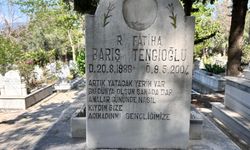 Özel'e saldıran şahsın öldürdüğü oğlunun mezarında dikkat çeken detay