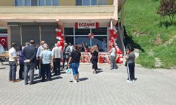 Pülümür'de ilk: 18 yıl sonra eczane açıldı!