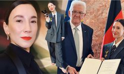 Sibel Kekili'ye 'liyakat nişanı': Evrensel bir değer!