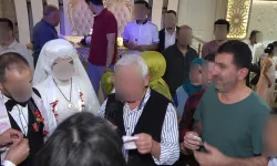 Davetliymiş gibi düğüne gidip 100 bin TL'lik takı çaldı!
