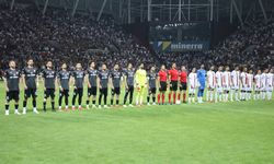 Elazığ'da olaylı maç: Zırhlı araçla stattan ayrıldılar