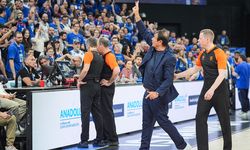 Ergin Ataman çok sinirlendi: Dev maçta ortalık karıştı