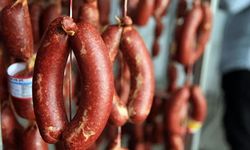 Bakanlık 4 sucuk markasını ifşa etti! Marketlerden toplatılıyor