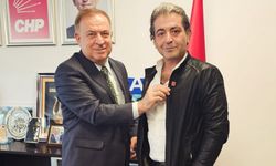 Ünlü şef Hazer Amani, CHP'ye katıldı