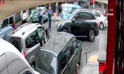 İstanbul'da trafik magandası kamerada! 'Milletvekili aracı' deyip üzerine sürdü!