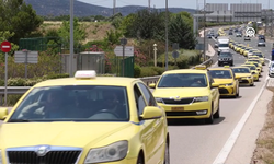 Taksiciler 48 saatlik greve gitti