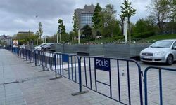 İstanbul’da 1 Mayıs: Yollar, metro ve metrobüs durakları kapatıldı