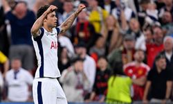 UEFA Avrupa Ligi'nde 'İngiliz finali': Kupa Londra'ya gitti