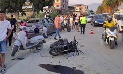 Feci Kaza: Motosiklet otomobile ok gibi saplandı! 1 ölü, 1 yaralı