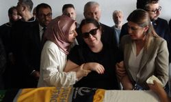 Düğününe 3 ay kalmıştı... Tabutu sarılarak gözyaşı döktü