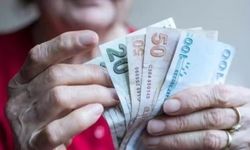 Emekliler Rahat Bir Nefes Alacak! İş Bankası'ndan Emeklilere "Dev Ödeme" Hamlesi