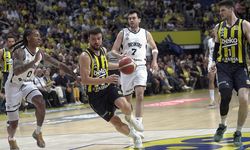 Fenerbahçe seride 2-0 öne geçti