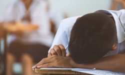 Uzmanı uyardı: Sınav öncesi uykunuzu alın