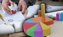 Son seçim anketinde fark açıldı: Birinci olan parti fırladı!