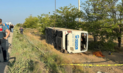 Konya’da yolcu otobüsü devrildi: 1 ölü, 10'u ağır 26 yaralı
