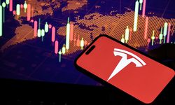 Kriz sonrası düşen Tesla hisseleri yükseldi