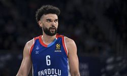 Anadolu Efes'te Elijah Bryant ile yollar ayrıldı