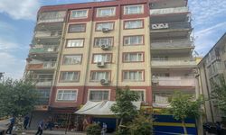 Sallanan yedi katlı binaya tahliye