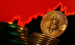 Trump ele aldı Bitcoin tüm zamanların rekorunu kırdı