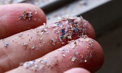 Yapılan araştırmalar ortaya koydu: Günde on binlerce mikroplastik soluyor olabilirsiniz!