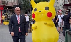 Mahmut Tanal ve Pikachu Saraçhane yolunda!