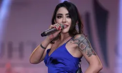 Melek Mosso kaza geçirdi! '3 santim aşağı gelseydi...'
