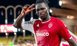 Wilfried Singo kimdir, aslen nereli? Galatasaray'a transfer olacağı söylenen Wilfried Singo kaç yaşında? İşte kariyeri