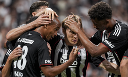 Beşiktaş geriden gelerek turladı