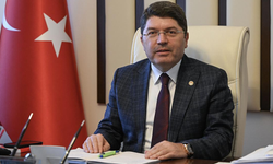 Hukuk fakültelerine girişte yeni şart! Bakan açıkladı
