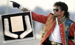 Michael Jackson’ın ikonik çorabı rekor fiyata satıldı