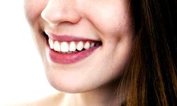 Yeni estetik trend: Gamzeplasti çılgınlığı yayılıyor