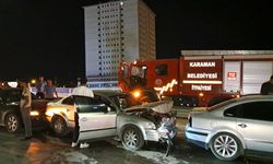 4 araç birbirine girdi: Zincirleme kazadan ucuz kurtuldular