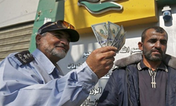 Hamas bunca darbeye rağmen memurlarına nasıl ödeme yapıyor?