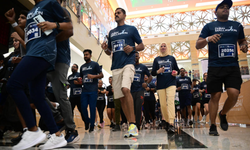 Dubai'de 'marathon' out 'mallathon' in! 50 derece sıcağa inat spor için...